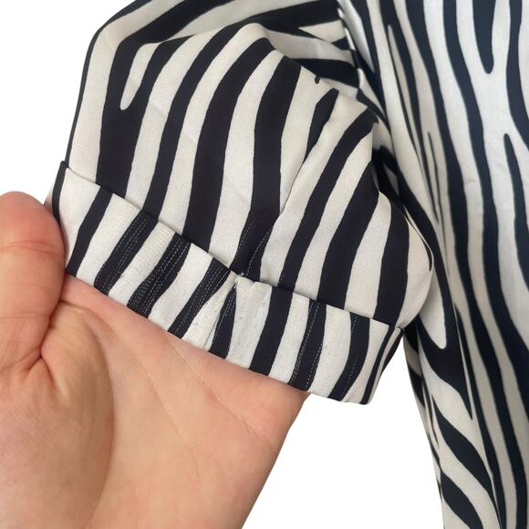 VRG GRL Animal Print Zebra Silky Pajama Set Shirt and Pants Wide Leg SIZE M - Picture 3 of 12